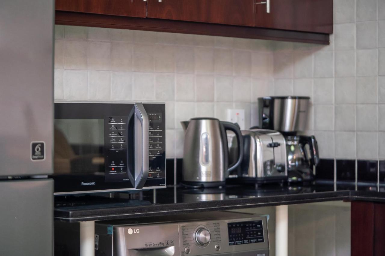 Apartament Higuests - Deiras Lucky Find, 5-Min To The Airport Dubaj Zewnętrze zdjęcie